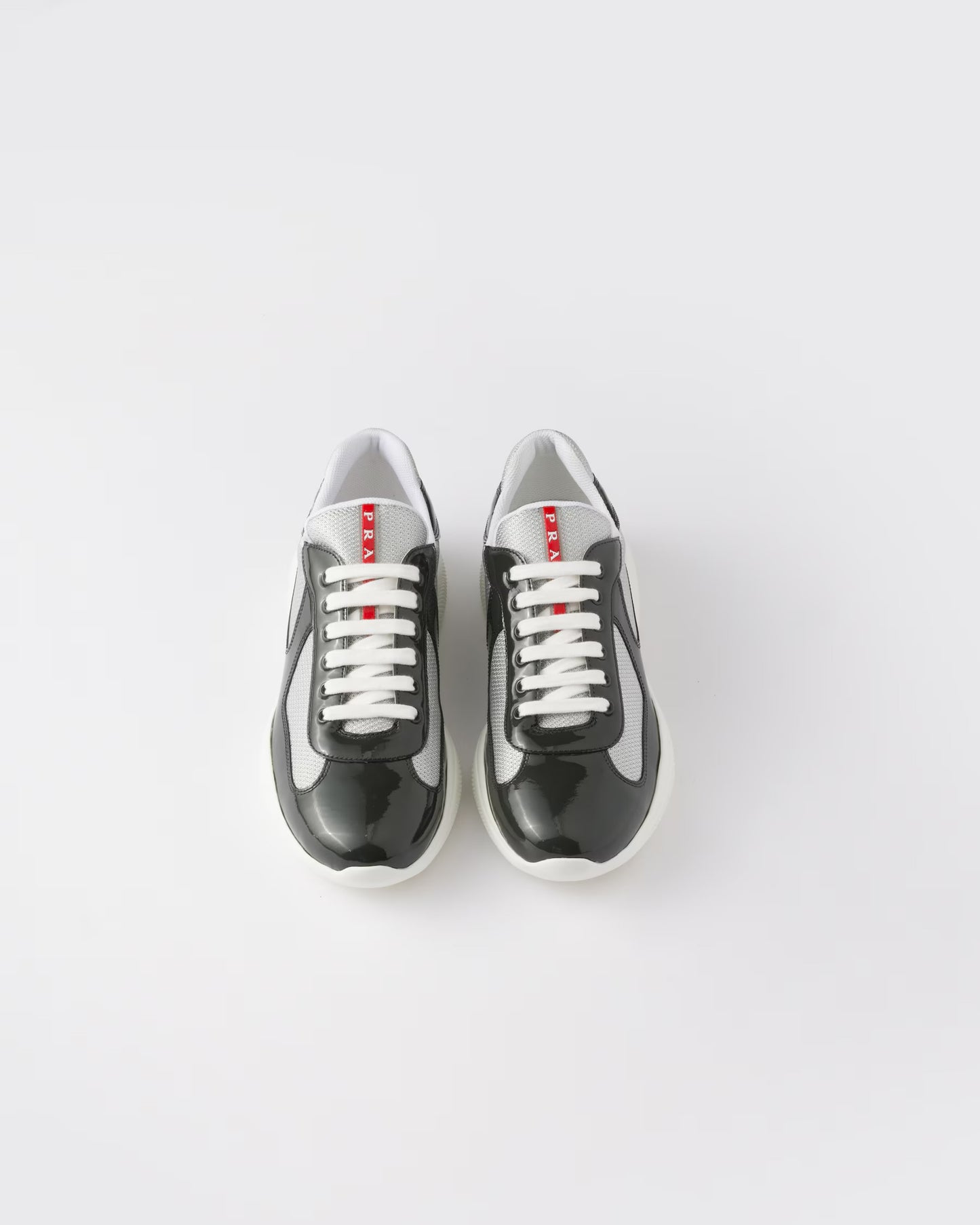 America’s Cup black/white