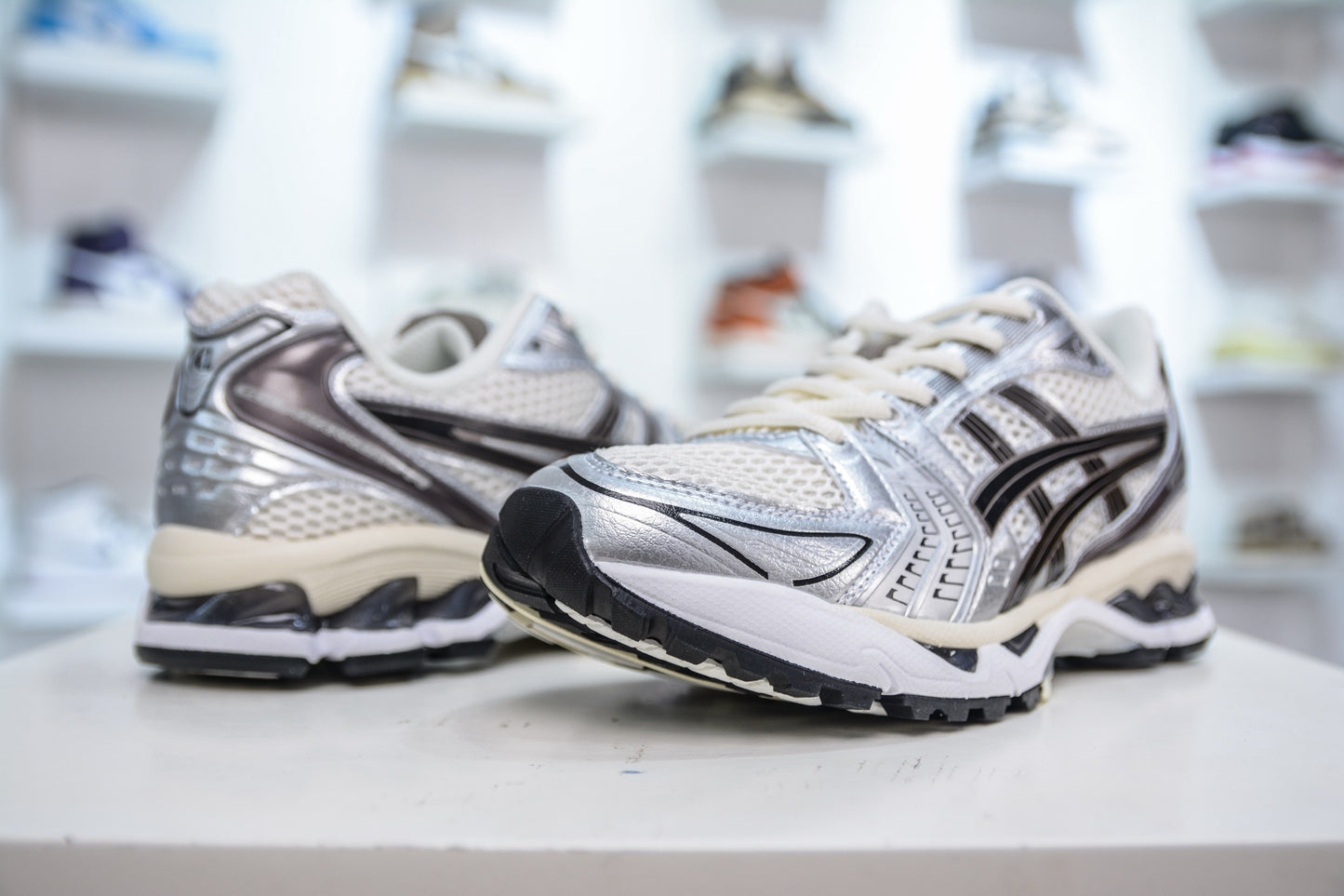 Kayano 14 Gris/noir