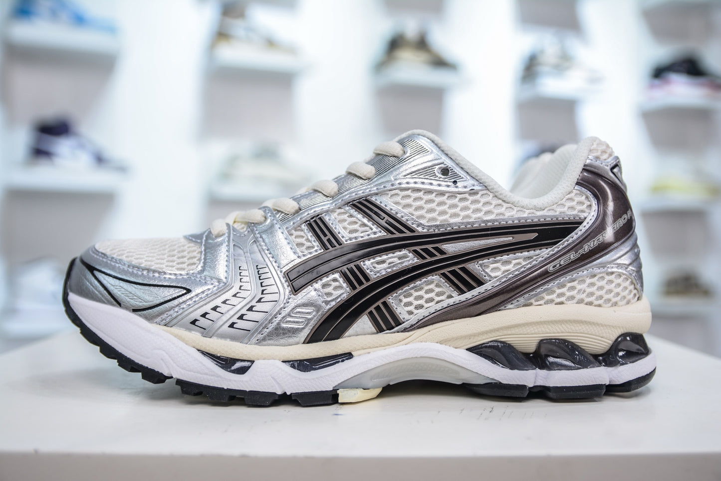 Kayano 14 Gris/noir