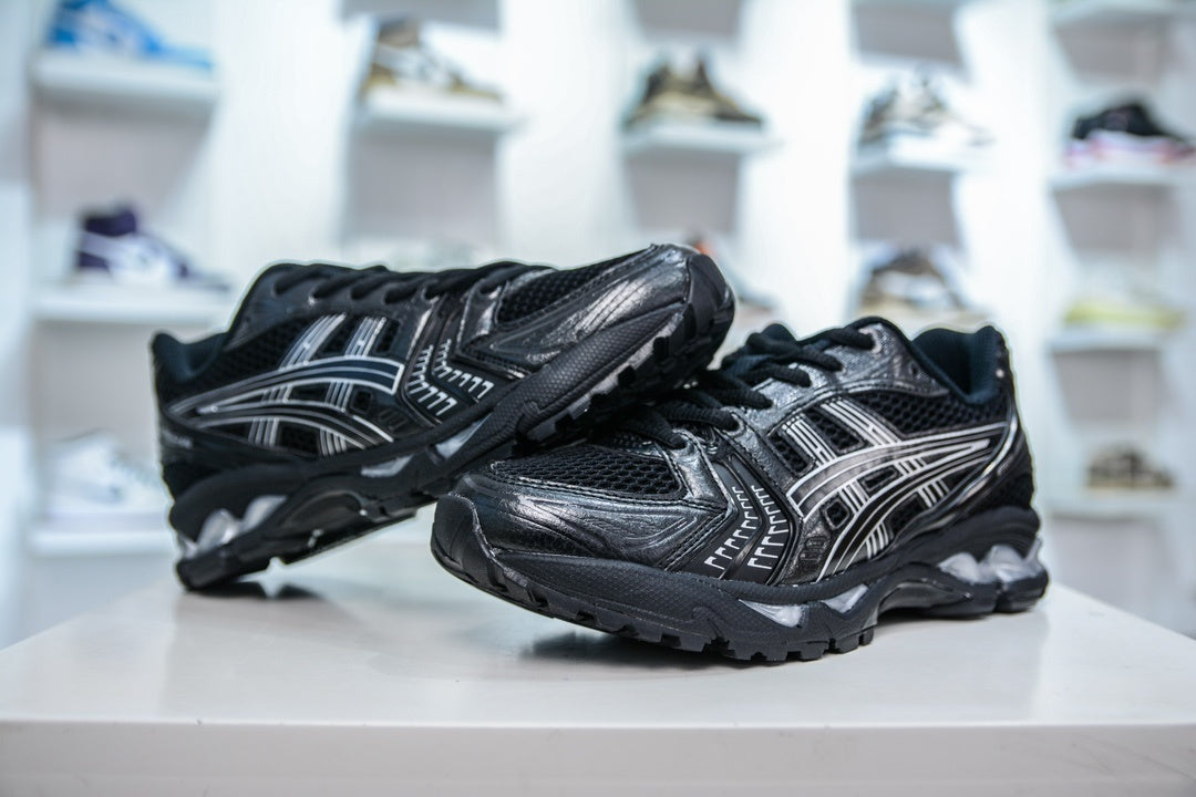 Kayano 14 black/white